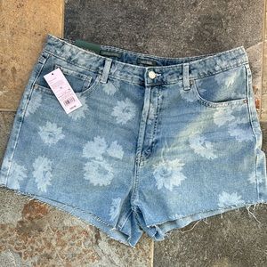 NWT Wild Fable Cutoff Shorts